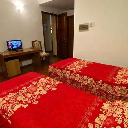 Otel Motorrad-Hotel Toskana - Bei Giorgio Den Besten Preis
