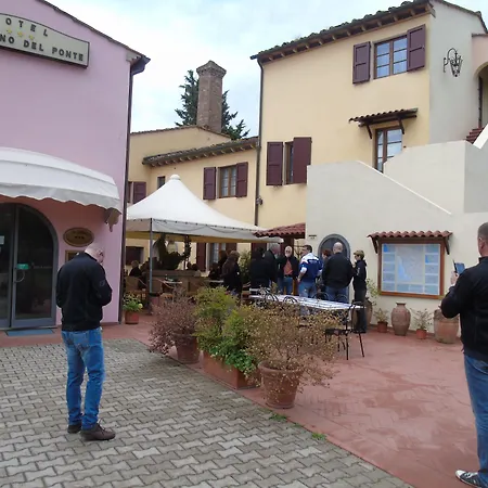 Motorrad-Hotel Toskana - Bei Giorgio Den Besten Preis Otel 3*