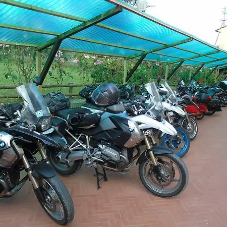 Motorrad-Hotel Toskana - Bei Giorgio Den Besten Preis Otel 3*
