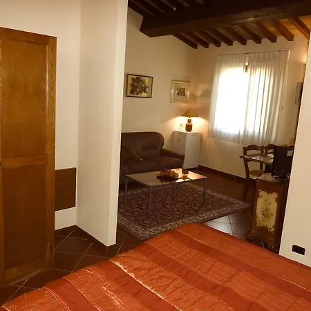 Otel Motorrad-Hotel Toskana - Bei Giorgio Den Besten Preis